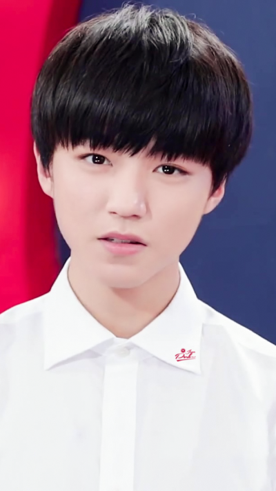 #王俊凯##TFBOYS王俊凯#时尚大咖秀截图