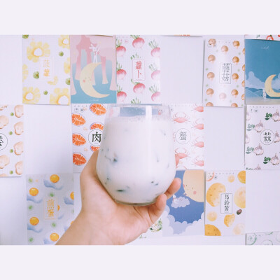 十月楠北酱 夏日败火甜甜杯 （就龟苓膏和牛奶๛ก(ｰ̀ωｰ́ก) ）