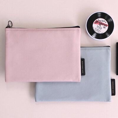 韩国Marianne Kate复古纯色高级PU化妆包充电器宝包存包 M