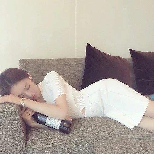 _SUNNY.TQ【女头】[高清精选][简约个性][欧美黑白][日韩][意境伤感][女生头像]禁二传