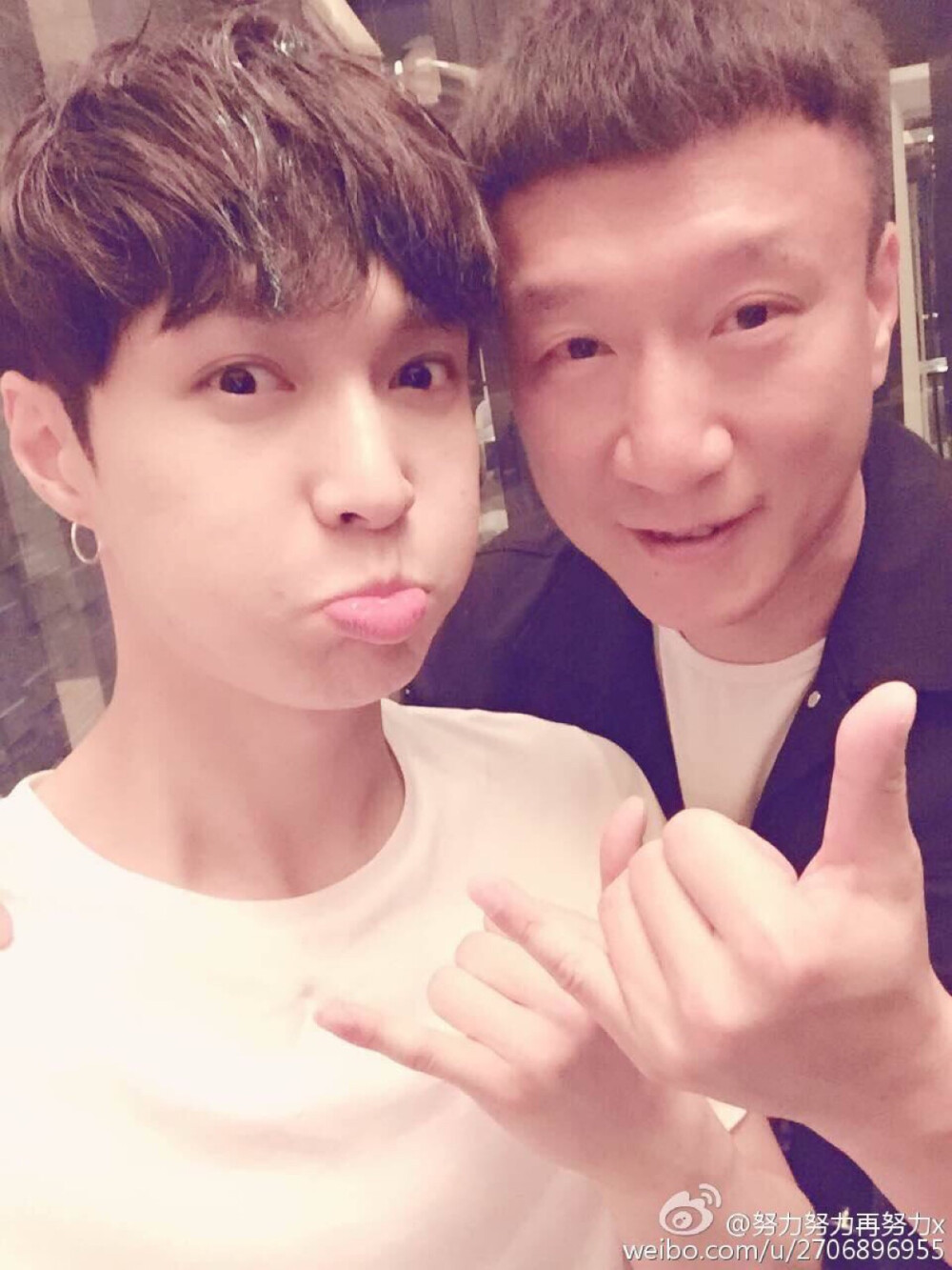 EXO Lay 张艺兴 孙红雷