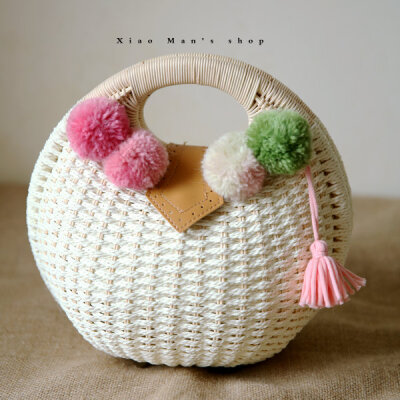 韩版夏季藤编包 手工羊毛球可爱造型手提包 流苏草编包