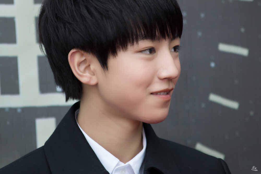 #王俊凯# #TFBOYS王俊凯# #TFBOYS# 150325QQ音乐盛典 cr.EPIGAMICK0921