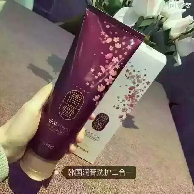 自用款润膏！为什么我总染烫发质还不赖的秘诀～Angelababy代言了润膏洗发水，这是要火火的节奏啊[色]【韩国润膏洗发水】韩国正品LG 润膏，顶级洗护二合一。LG生活健康出品防脱发，去屑，滋润三效合一洗发水洗发水&护发素合二为一的产品，省时省力，100多种纯植物配方此款润膏洗发水有五大功效：温和清洁头皮，加强毛囊健康，深层滋润头发，给予头发光泽，迷人持久香气。