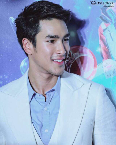 nadech 