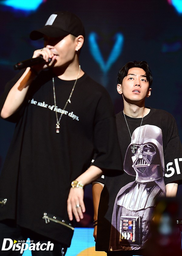 AOMG GRAY SimonDominic 160709 Barrel the vibes 2016 新闻图