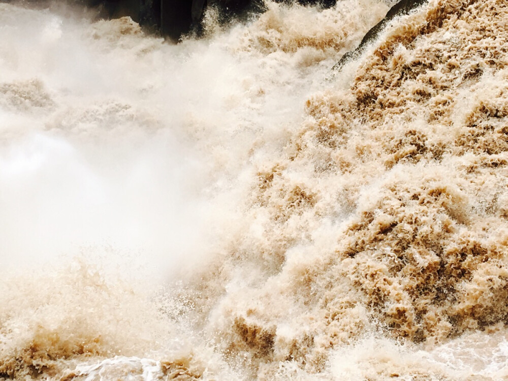 虎跳峡，coco不断