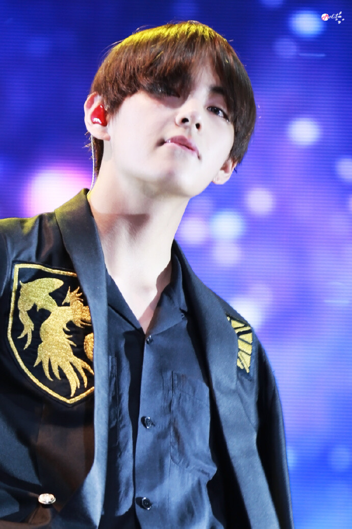 #金泰亨##金泰亨花郎##V# UPDATE/16.07.02 花样年华 on stage epilogue in NanJing
高清更新2pbyebye 世无我@BTS_official