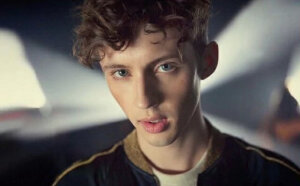 troye sivan 戳爷   眼神有毒