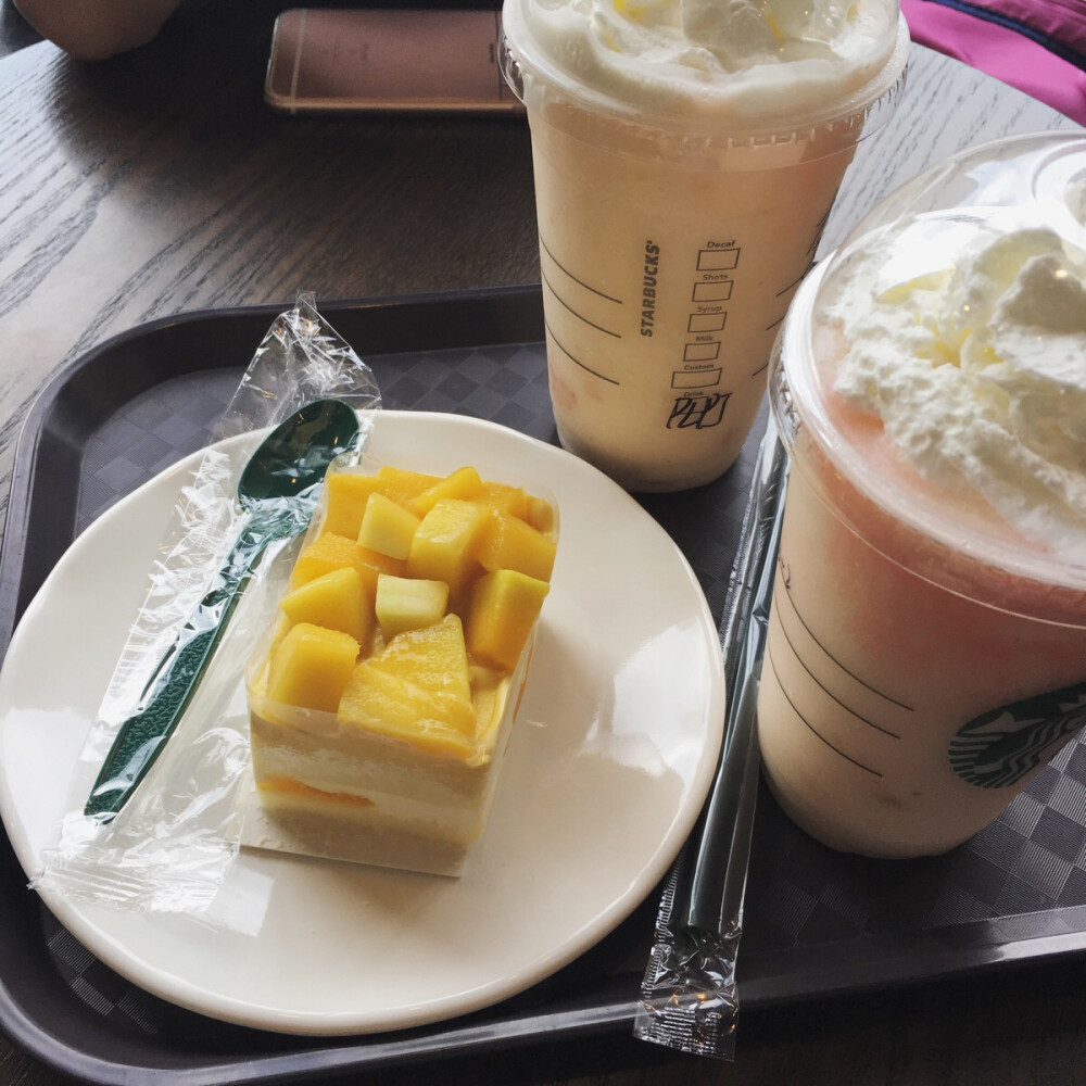 Starbucks 桃桃星冰乐 芒果慕斯