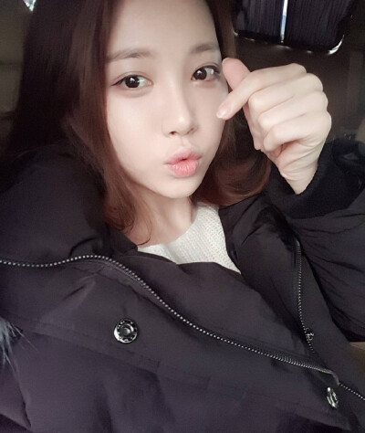 girl's day 金亚荣 yura