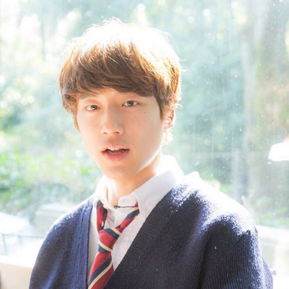 坂口健太郎1991年7月11日出身于日本东京日本演员模特