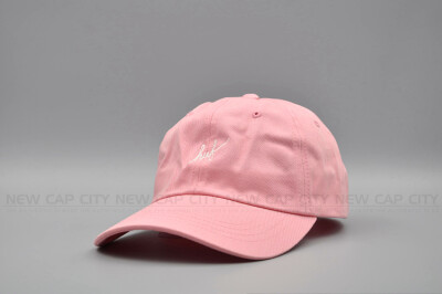 HUF SCRIPT CURVED BRIM 弯帽檐 棒球帽 粉蓝 双色入