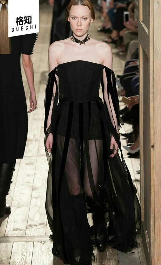 Valentino 2016秋冬系列：莎士比亚