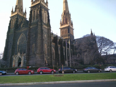 *墨尔本*stpatrick's cathedral,南半球最大的教堂，今天还有人在这里举办婚礼，好羡慕啊（2016.7.16）
