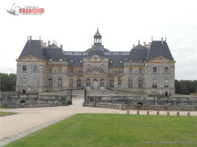 沃勒维孔特城堡(vaux le vicomte),也叫子爵堡,