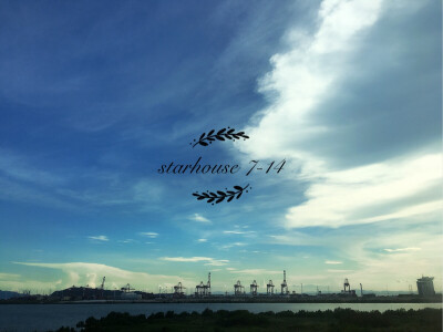 大巴车过虎门大桥时的窗外风景