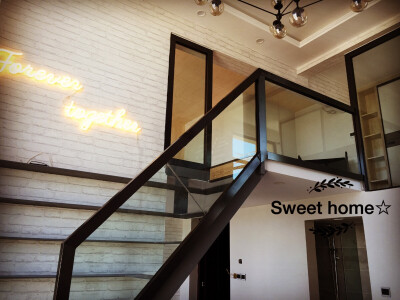 S&L Sweet home☆
71天，我心心念念の爱巢终于筑成每一个细节都是我一手设计的从买到它那天就在构思该如何替它梳妆打扮，头一次当设计师的感觉超棒