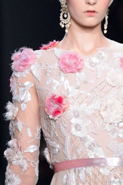 Marchesa F\/W 2016 Details｜仙气飘飘~ ~仙裙环绕~ ~ ~不愧为纽约第一仙牌