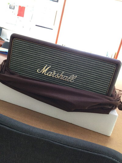 marshall stanmore 无线蓝牙hifi音响，不管是音质还是摆设都是超棒的选择！