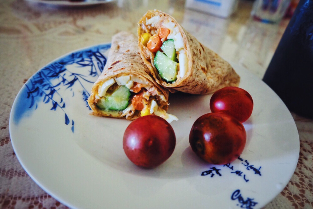 全麦卷饼特写