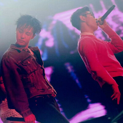 TOP AND GD TG