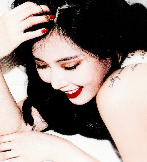 金泫雅(816123 ,kim hyun a),1992年6月6日出生于韩国首尔