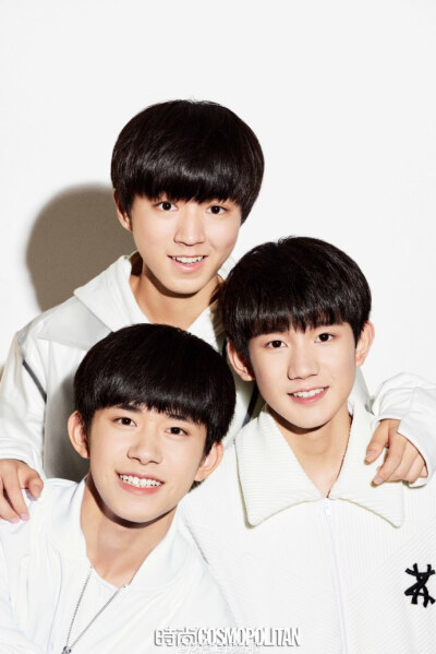 帅气运动风 你最爱哪只 @TFBOYS组合 @TFBOYS-王俊凯 @TFBOYS-王源 @TFBOYS-易烊千玺