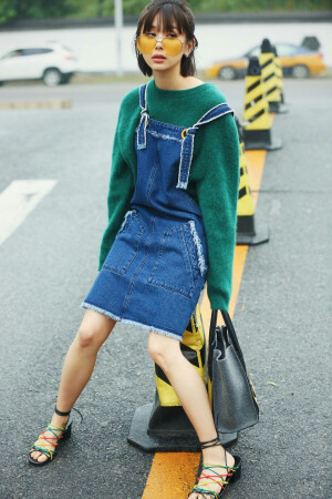 【明星秀场之王子文】曲绡筱