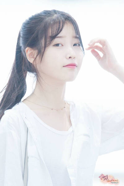 IU.李知恩.韩国仁川机场.