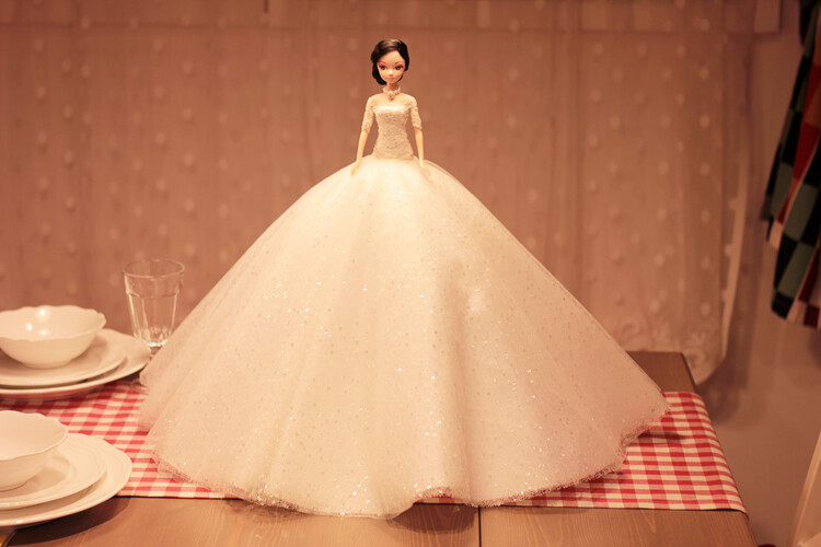 手工蕾丝简洁婚纱新娘 中国娃娃生日情人闺蜜儿童节礼品婚庆摆件