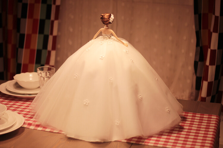 手工贴花水钻可爱婚纱芭比新娘 中国娃娃生日情人圣诞节婚庆礼品