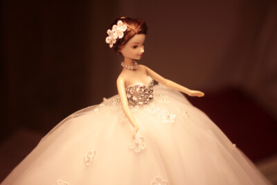 手工贴花水钻可爱婚纱芭比新娘 中国娃娃生日情人圣诞节婚庆礼品