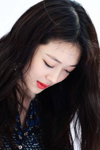 崔雪莉Sulli