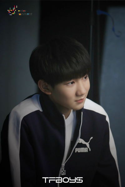 tfboys roy 王源 时尚芭莎