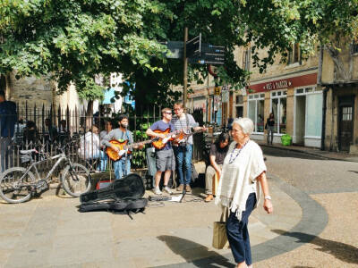 Street Performers.