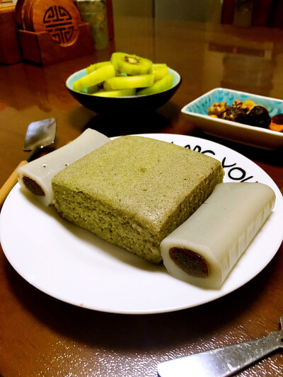 【抹茶糕配豆沙条头糕】