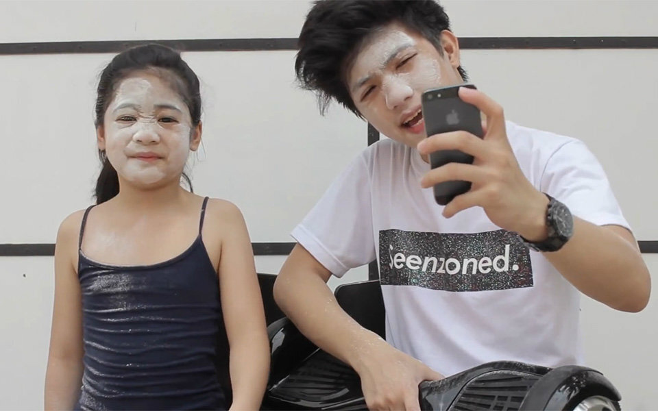 萌萌哒两兄妹 跳舞超赞 妹妹逗比 哥哥帅得不要不要 超有爱