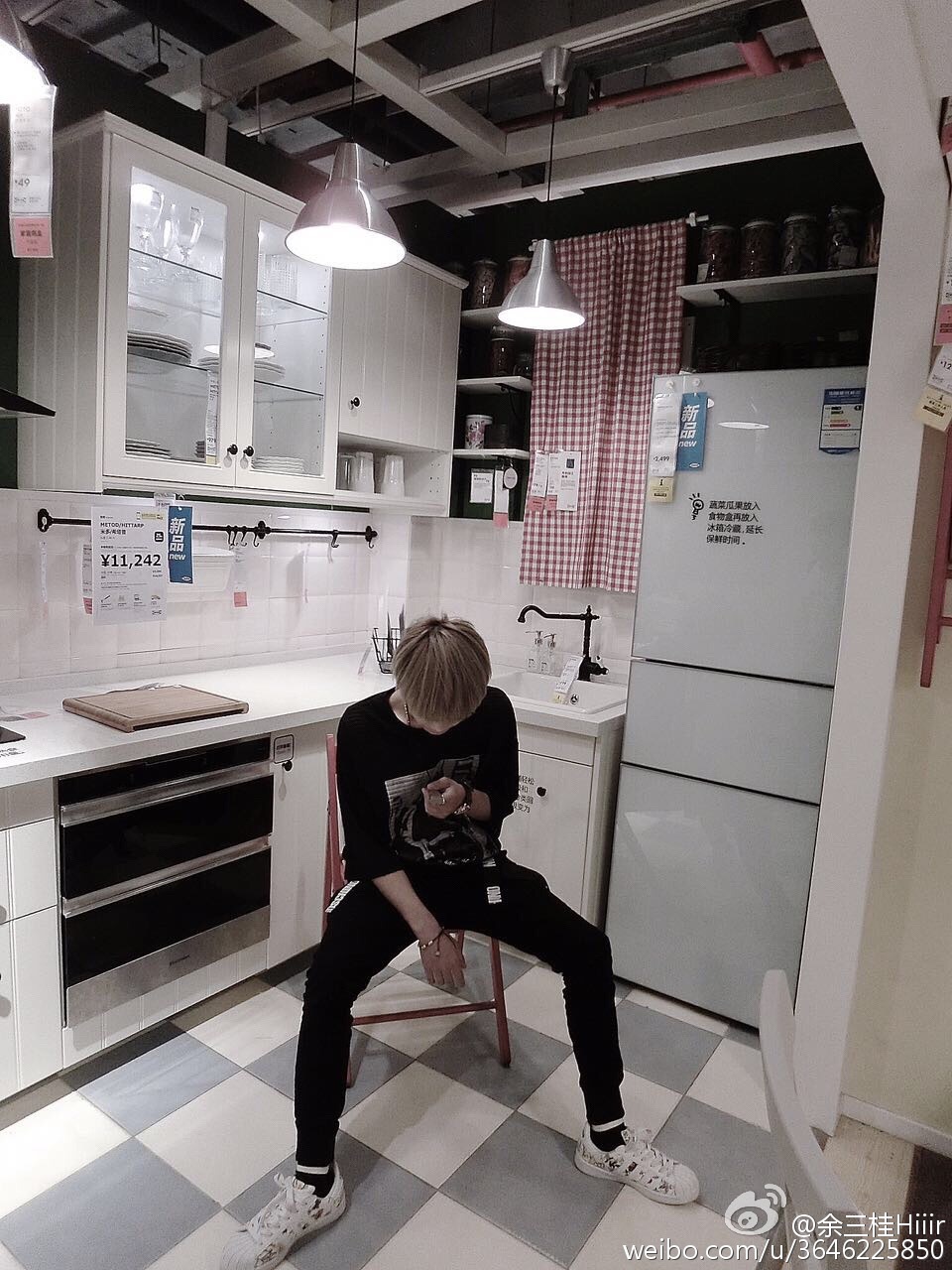 快手余三桂各种网红戳头像