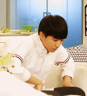 王俊凯 cr.王俊凯家的小花匠
因为够认真，所以才够出色