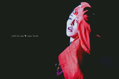 #金珉锡出演电影金先达##XIUMIN#【MAD ICE 프림 ‏@ luvsupreme_xiu】Wyth EXO Gift EXO’rDIUM 花絮图片