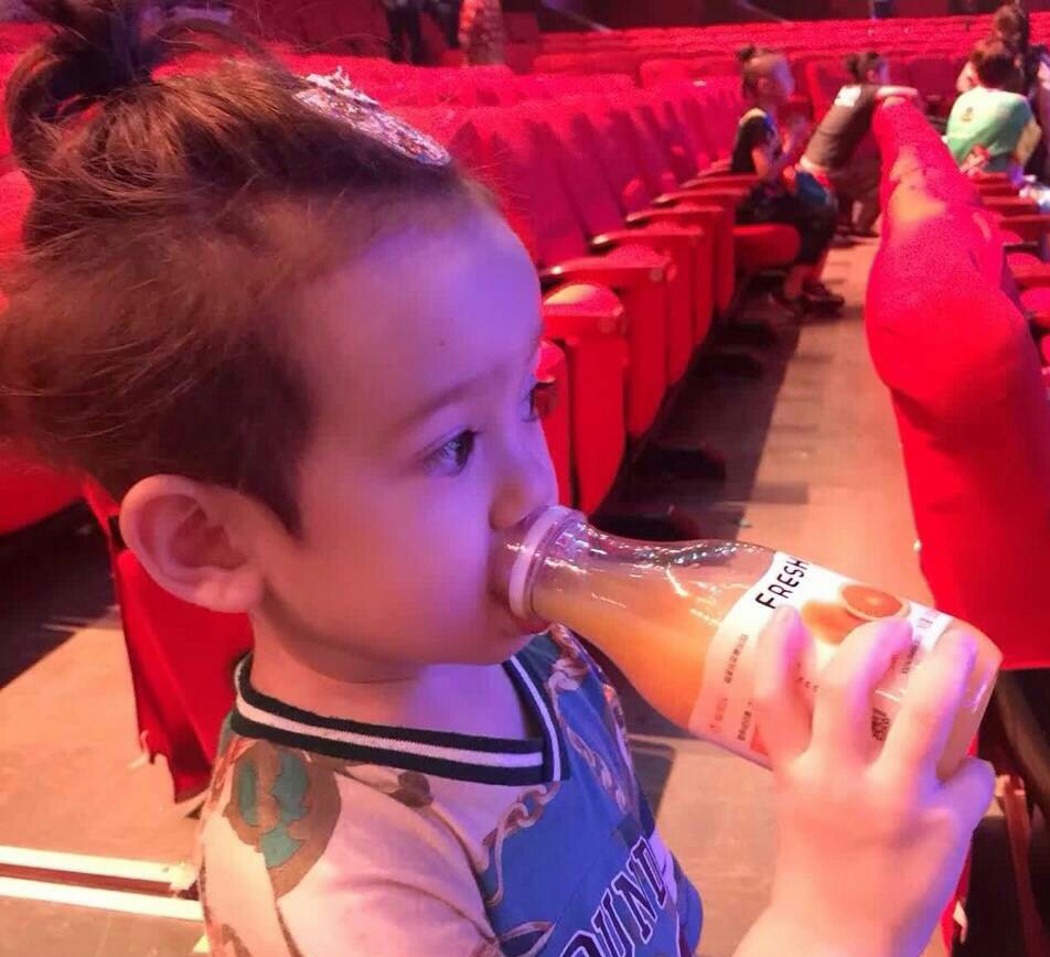 放开我北鼻 jackson周嘉诚 萌萌哒男宝宝 比女宝宝还漂亮