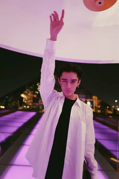 轰叔！男神廖劲锋