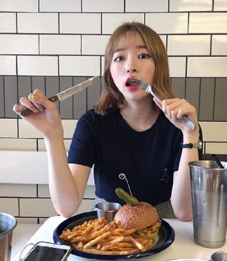 [国民撩汉二师弟 少女诱惑力]高清女头 男头 欧美 情侣 闺密头像 清新 森系 韩系 可爱 搞怪 黑白 身体部位图 举牌 备忘录 软妹 集图不易随手点赞关注 【你还记得他吗】8.4