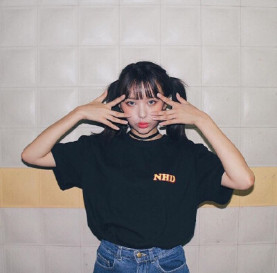 [国民撩汉二师弟 少女诱惑力]高清女头 男头 欧美 情侣 闺密头像 清新 森系 韩系 可爱 搞怪 黑白 身体部位图 黑暗 举牌 备忘录 软妹 集图不易随手点赞关注 【你还记得他吗】8.4