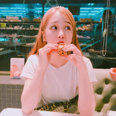 [国民撩汉二师弟 少女诱惑力]高清女头 男头 欧美 情侣 闺密头像 清新 森系 韩系 可爱 搞怪 黑白 身体部位图 黑暗 举牌 备忘录 软妹 集图不易随手点赞关注 【你还记得他吗】8.4