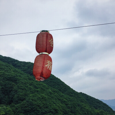 山明和水秀