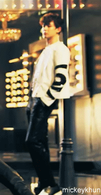 #Nichkhun# #尼坤#【Prologue of 2PM OF 2PM Short ver】【动】半天审核不了先上冻土吧 新日专风格好喜欢啊啊啊啊 啊啊啊啊小困困雅痞风帅cry啊啊啊啊 宝宝还有一首新的solo曲《Miss Wonderful 》啊啊啊啊！！！好期待！！！cr:JYP japan