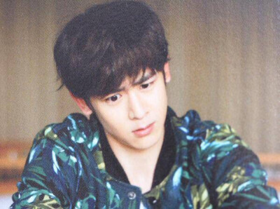 #Nichkhun# #尼坤# 【2PM's Private Photo Book扫图】哎呀呀 这是从哪个星球来的小精灵啊萌萌你真是太可爱了做什么都好看cr：sora115smile