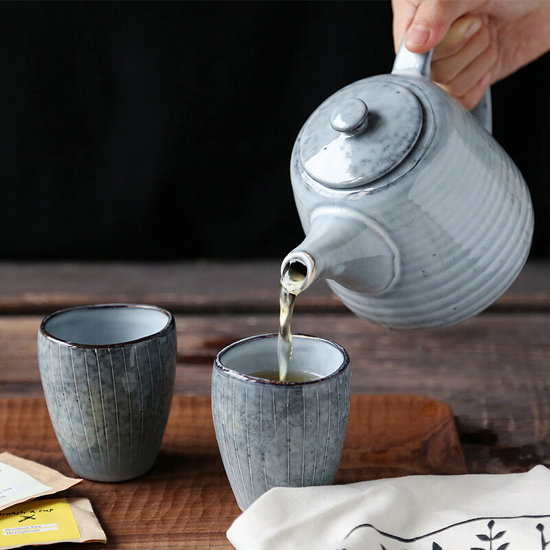 驼背雨奶奶日式陶瓷茶壶水杯套装家用套茶壶杯子创意凉水壶套装